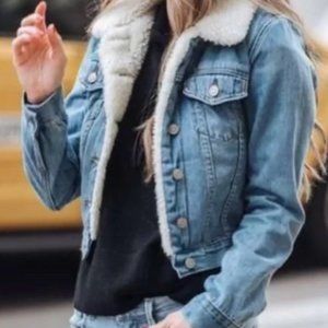 Levi’s Sherpa trucker jacket